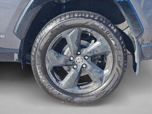 Used 2021 Toyota RAV4 XSE image 5