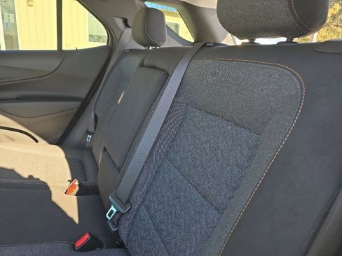 Used 2024 Chevrolet Equinox LT image 34