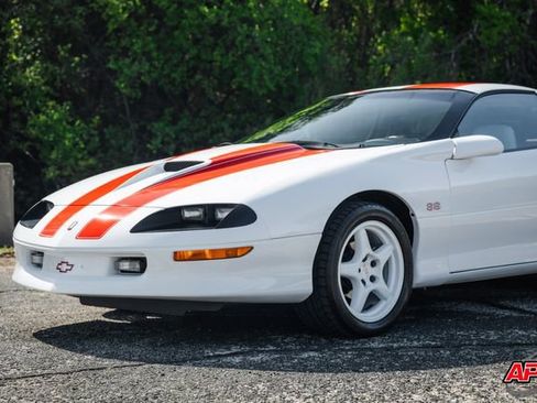 Used 1997 Chevrolet Camaro SS w/ SS Alteration Pkg image 40