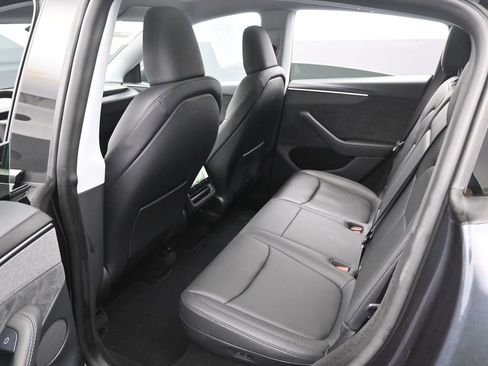 Used 2026 Tesla Model Y Long Range image 24