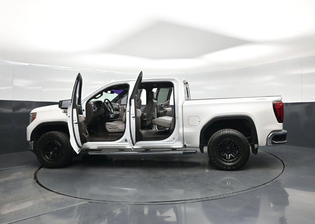 Used 2020 GMC Sierra 1500 SLT w/ SLT Premium Plus Package AWD/4WD image 34