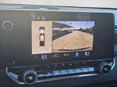 Used 2026 Chevrolet Colorado Trail Boss image 14