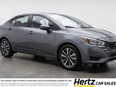 Used 2025 Nissan Versa SV FWD image 1