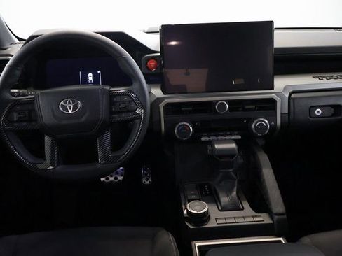 Used 2024 Toyota Tacoma TRD Sport image 11