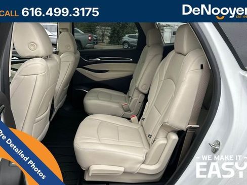 Used 2024 Buick Enclave Essence w/ Experience Buick Package FWD image 10