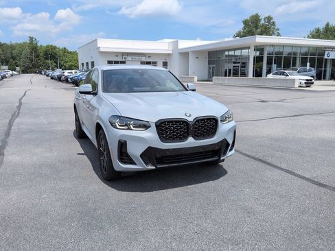 Used 2024 BMW X4 xDrive30i w/ Premium Package AWD/4WD image 1