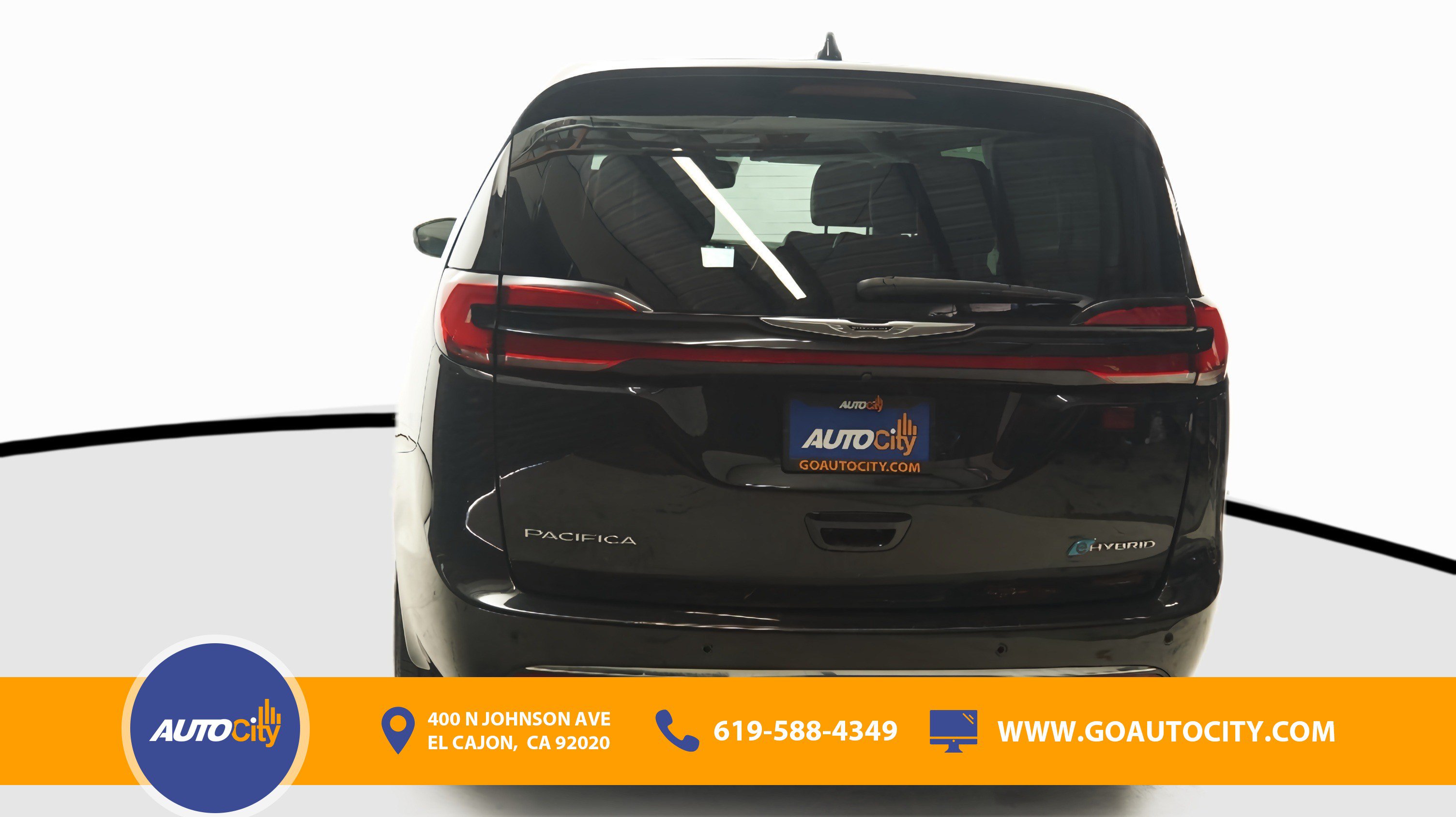 Used 2024 Chrysler Pacifica Limited FWD image 12