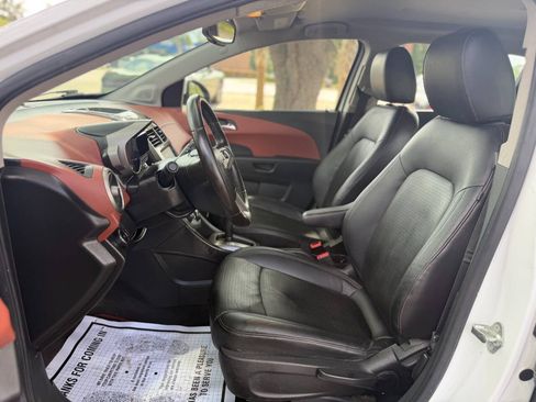 Used 2015 Chevrolet Sonic LTZ FWD image 10