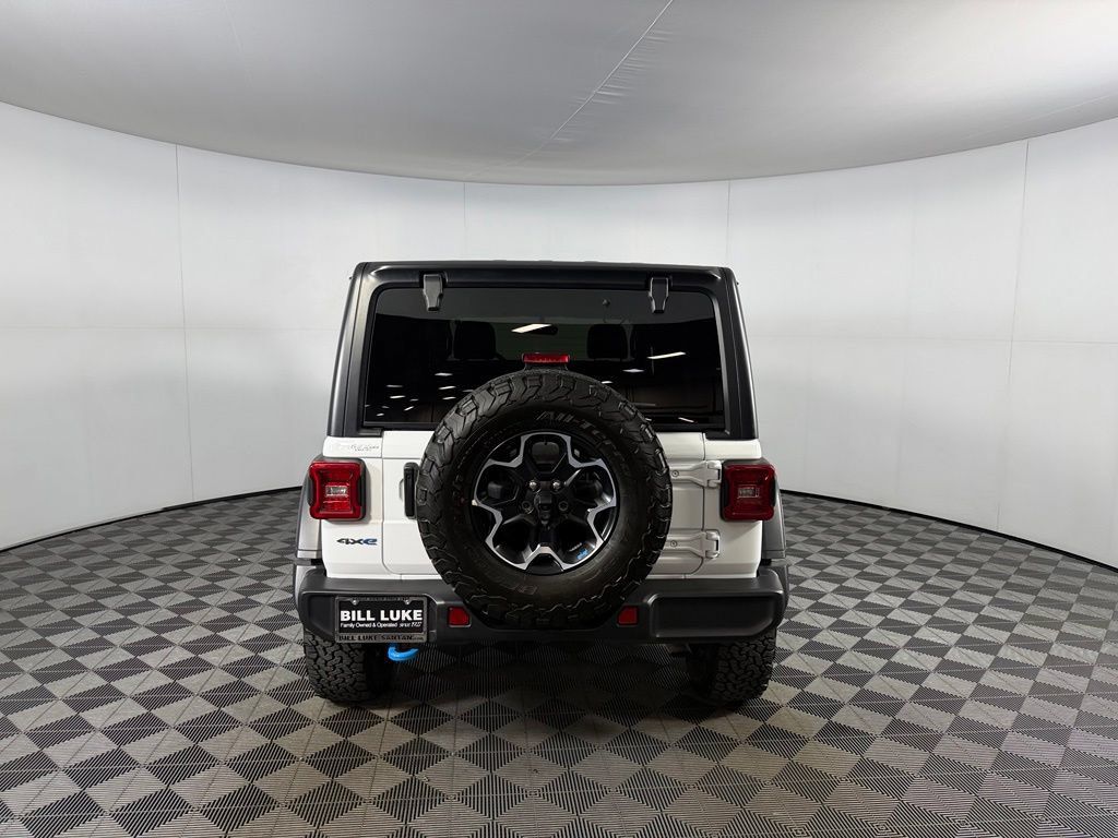 Used 2023 Jeep Wrangler Unlimited Rubicon 4xe AWD/4WD image 5