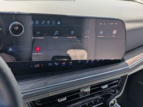 Used 2025 Chevrolet Tahoe Premier image 29