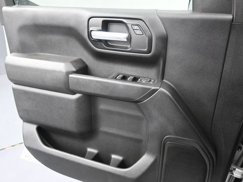 Used 2021 Chevrolet Silverado 1500 Custom RWD image 12