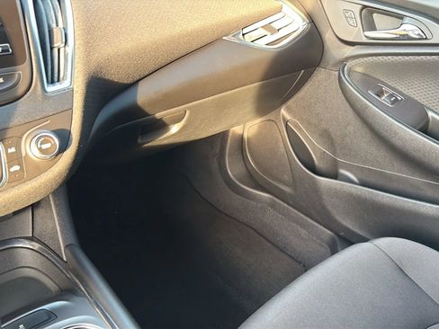 Used 2018 Chevrolet Malibu LT FWD image 84