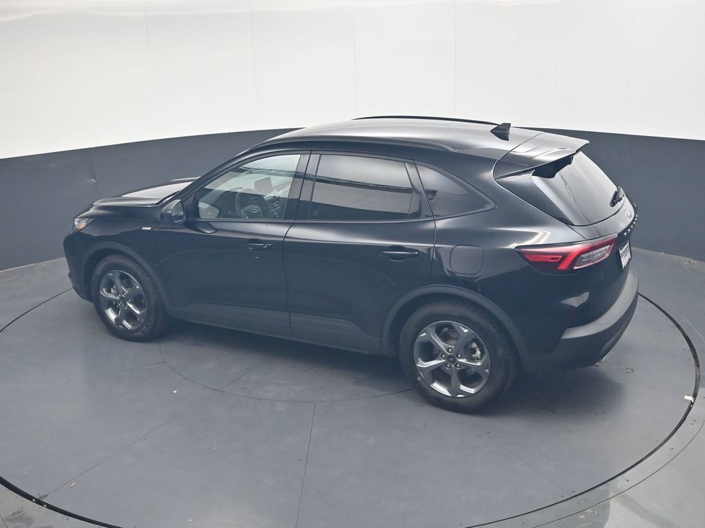 Used 2025 Ford Escape ST-Line FWD image 29