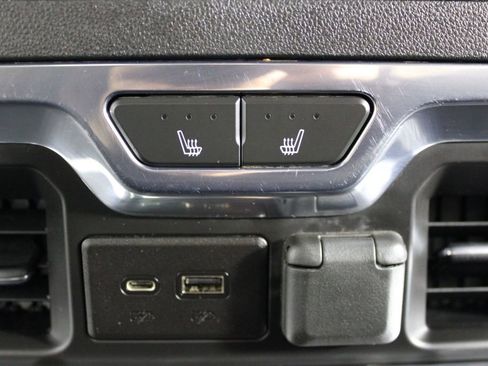 Used 2023 Chevrolet Silverado 2500 High Country w/ Safety Package II image 42