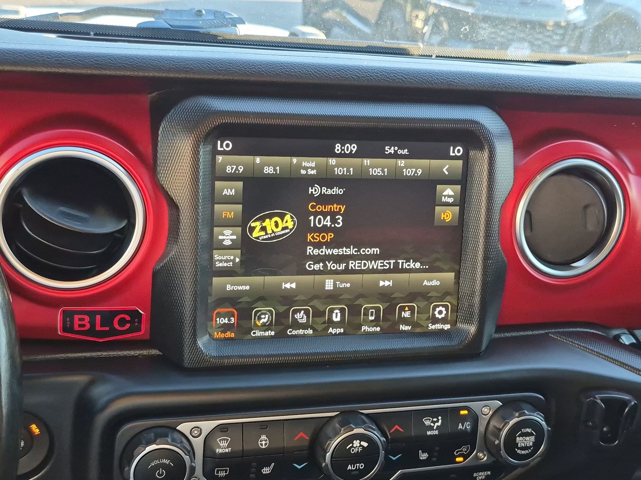 Used 2022 Jeep Gladiator Rubicon w/ LED Lighting Group AWD/4WD image 25