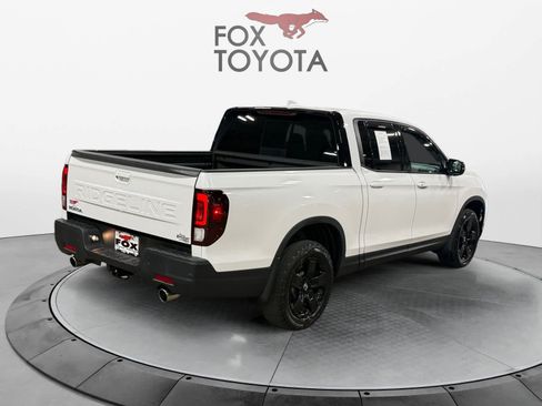 Used 2024 Honda Ridgeline Black Edition image 6