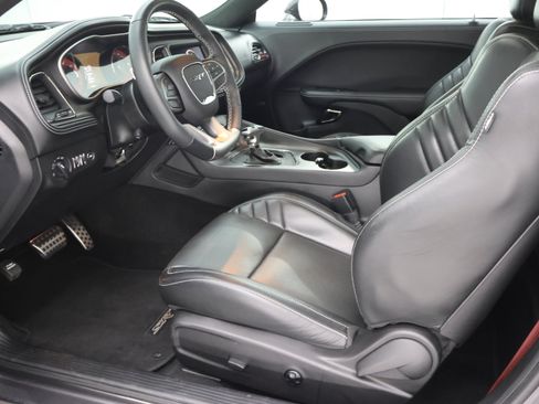 Used 2023 Dodge Challenger SRT Hellcat w/ Driver Convenience Group RWD image 8