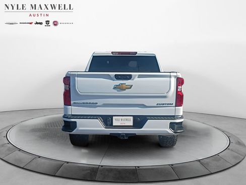 Used 2024 Chevrolet Silverado 1500 Custom image 15