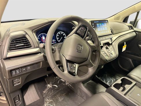 New 2026 Honda Odyssey EX-L image 9