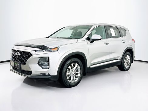 Used 2020 Hyundai Santa Fe SEL w/ Cargo Package image 3