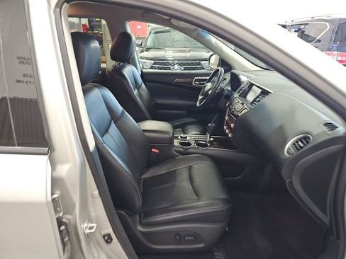 Used 2015 Nissan Pathfinder SL w/ Trailer Tow Package AWD/4WD image 28