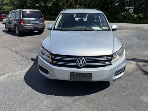 Used 2016 Volkswagen Tiguan S AWD/4WD image 2