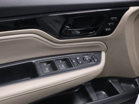 Used 2022 Honda Odyssey Touring image 25