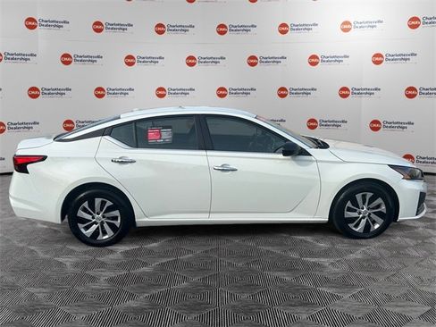 Certified 2025 Nissan Altima 2.5 S image 6