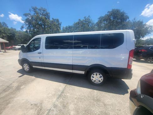 Used 2016 Ford Transit 350 XLT RWD image 23