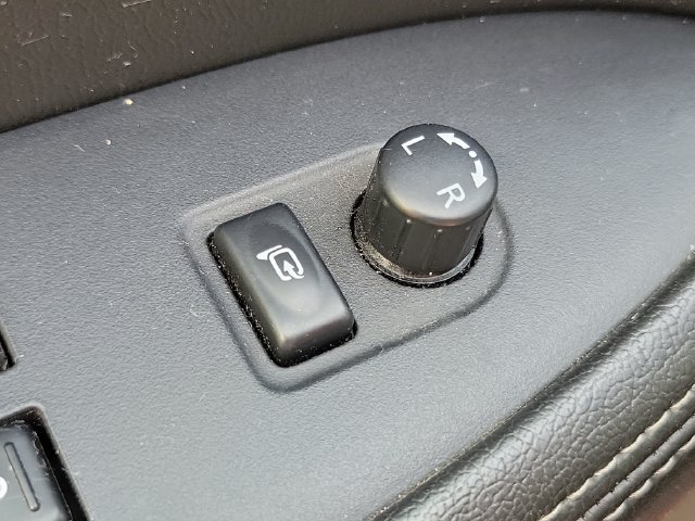 Used 2012 Nissan Armada Platinum AWD/4WD image 25