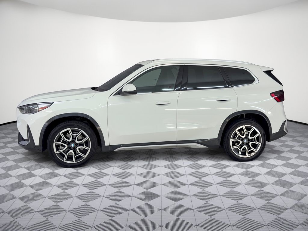 Used 2026 BMW X1 xDrive28i w/ Convenience Package AWD/4WD image 2