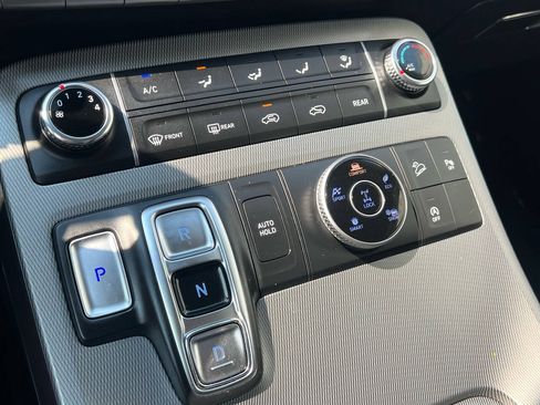 Used 2020 Hyundai Palisade SE AWD/4WD image 15