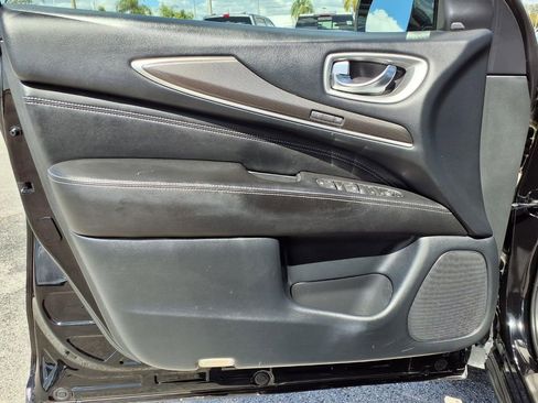 Used 2020 INFINITI QX60 Luxe w/ Essential Package image 27