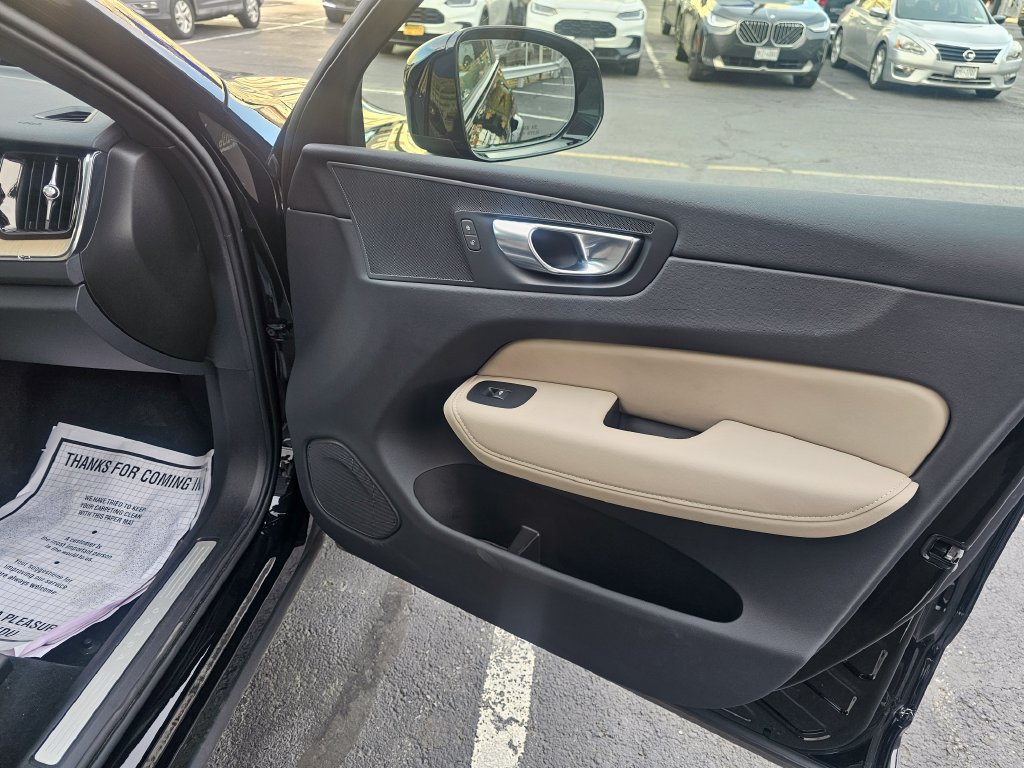 Certified 2026 Volvo XC60 T8 Plus w/ Protection Package Premier AWD/4WD image 37