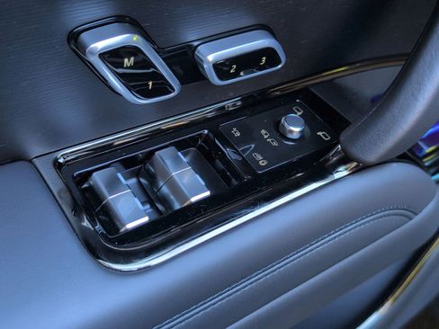 New 2026 Land Rover Range Rover Sport Dynamic SE image 22