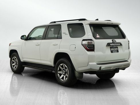 Used 2020 Toyota 4Runner TRD Off-Road image 3