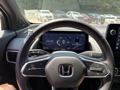 Used 2024 Honda Prologue Touring image 25
