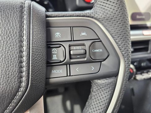 New 2026 Toyota Tacoma TRD Off-Road AWD/4WD image 31