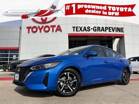 Used 2025 Nissan Sentra SV image 1