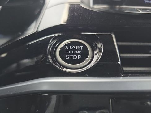 Used 2024 Nissan Pathfinder Platinum w/ Cargo Package image 34