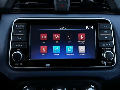 Used 2025 Nissan Versa SV image 26