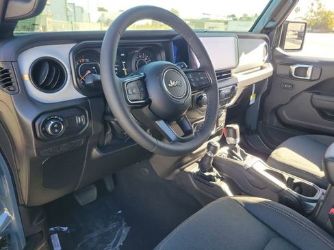 New 2026 Jeep Gladiator Sport image 14