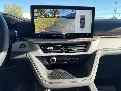 New 2026 Ford Explorer Active w/ Active Comfort Package image 23