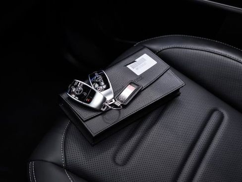 Used 2022 Mercedes-Benz G 550 w/ Exclusive Interior Package image 76