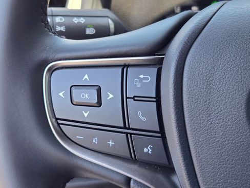 Used 2025 Lexus UX 300h FWD image 25