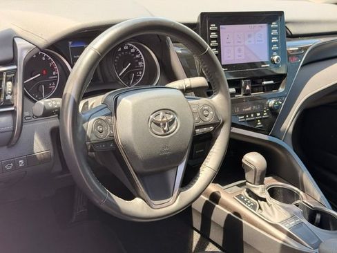 Used 2024 Toyota Camry SE w/ Convenience Package FWD image 17