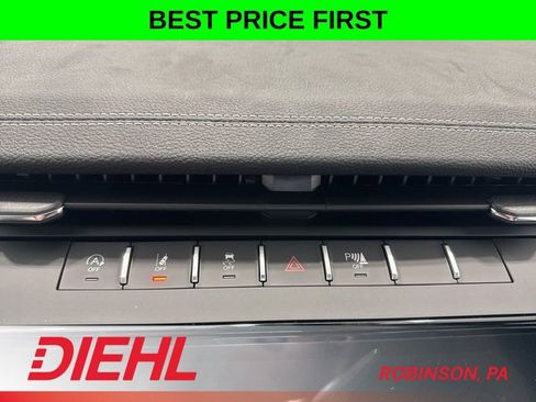 New 2026 Jeep Grand Cherokee Altitude AWD/4WD image 29