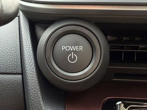 New 2026 Toyota Prius Plug-In Hybrid FWD image 19