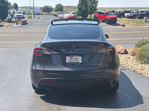 Used 2023 Tesla Model Y Long Range AWD/4WD image 4