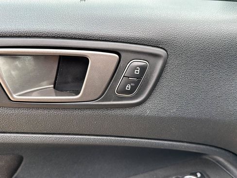 Used 2020 Ford EcoSport SE FWD image 16